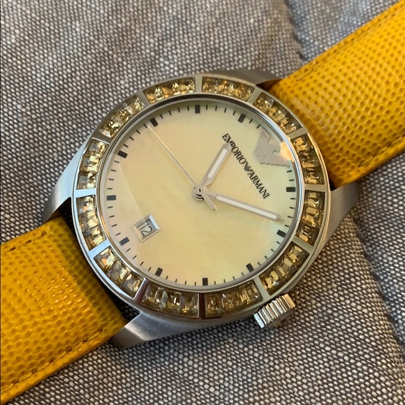 Emporio Armani Watch - Picture 5 of 8